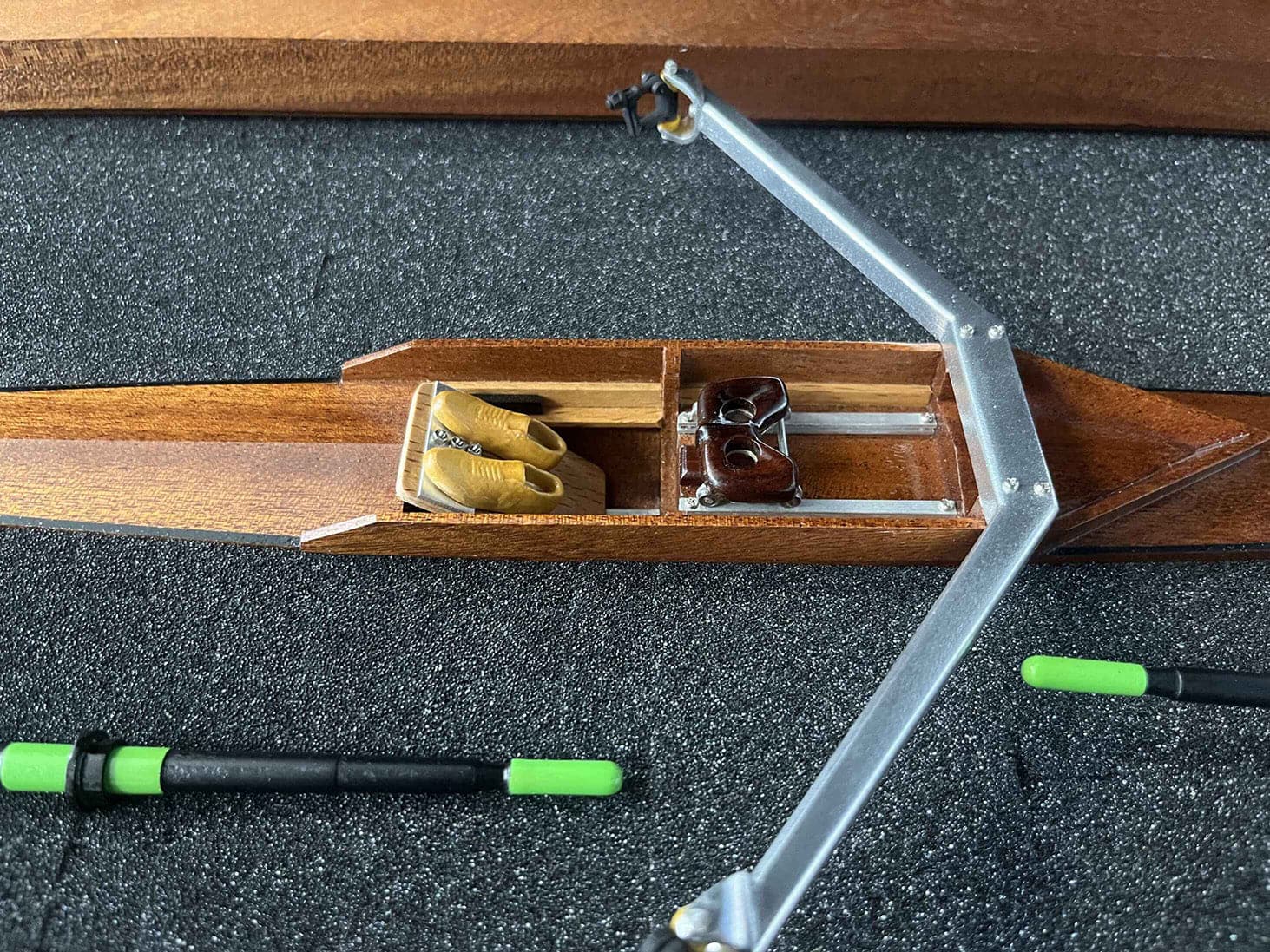 ZJ Handcrafted Wooden Rowing Boat Model Miniatures with Exquisite Gift Box